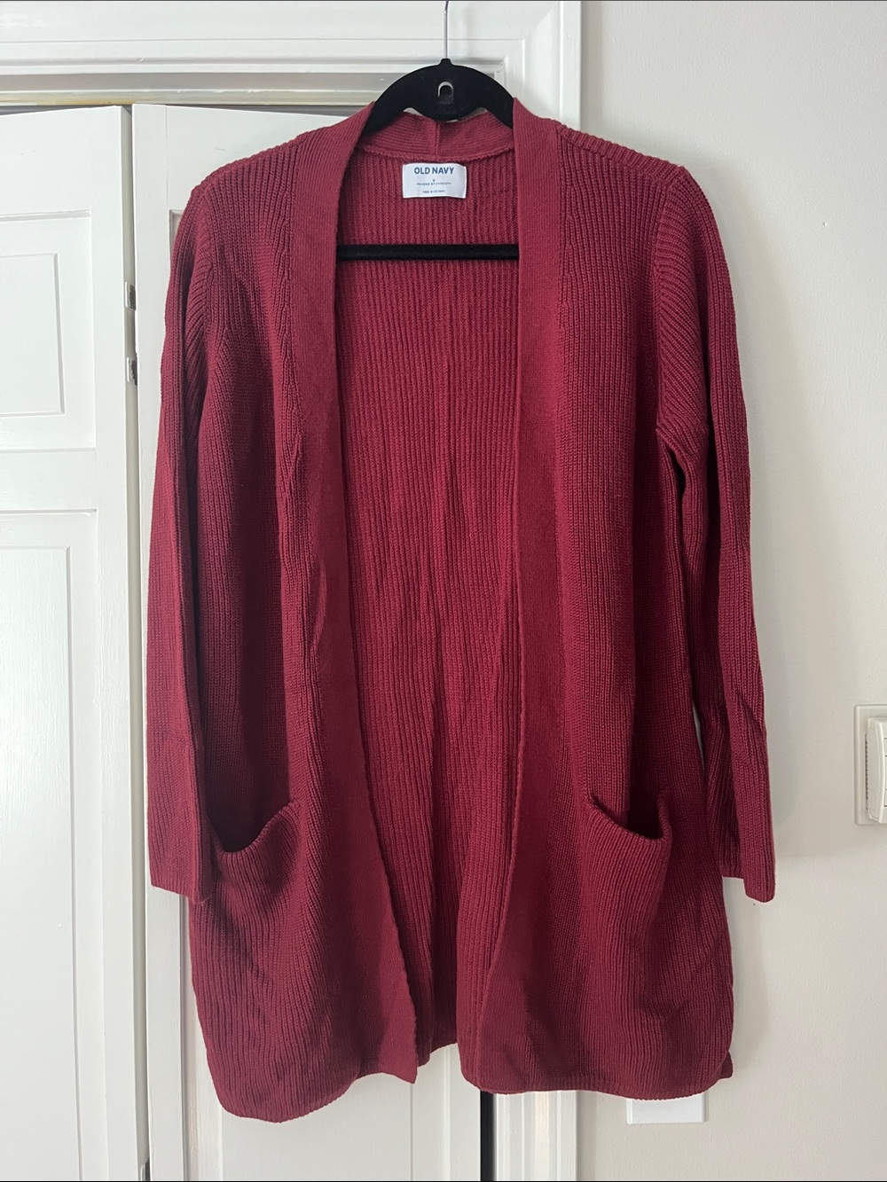 Old Navy Women's Open-Front Wine Red Cardigan with Pockets